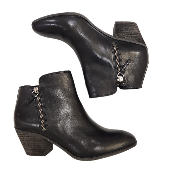 Frye Black Judith Zip Ankle Bootie,Women's 8 - Picture 2 of 7